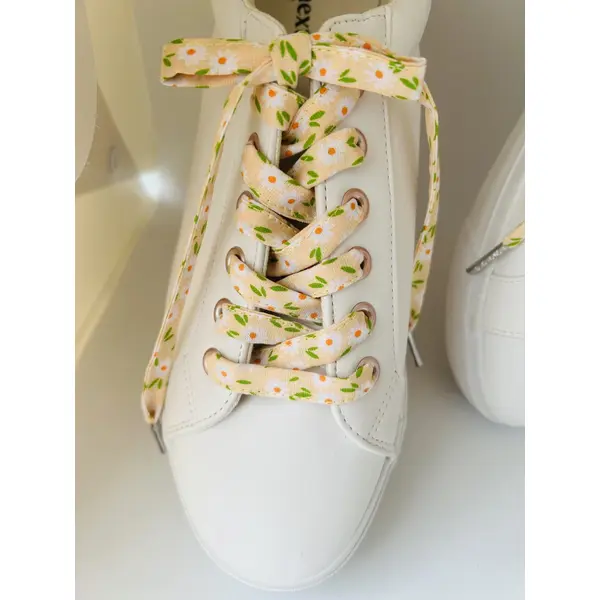 Lacets fleuri