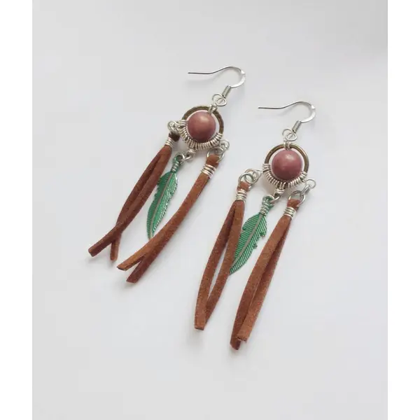 Boucles d'oreilles boho, longues boucles d'oreilles tribal suédine et plumes