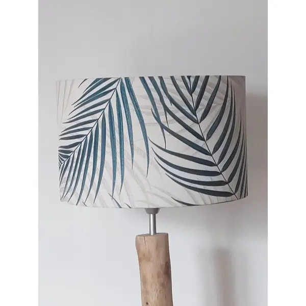 Abat-jour palmier bleu, feuillage tropical exotique, luminaire déco nature bord de mer, style bohème chic, ambiance jungle