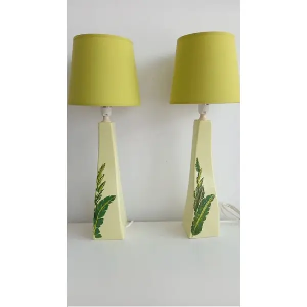 Ensemble de grandes 2 lampes vintage verte avec motif feuillage exotique