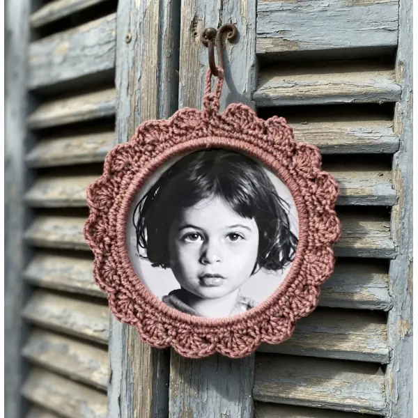 Cadre photo au crochet personnalisé — décoration murale vintage en coton et tissu
