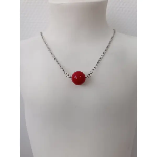 Collier chaîne argentée avec perle centrale, fait main, bijou artisanal élégant et minimaliste