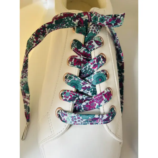Lacets fleuri