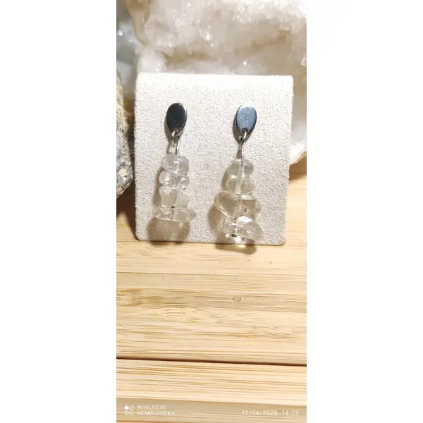 3 paires de boucles d'oreilles et ses pierres naturelles