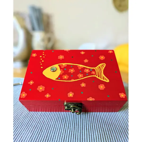 Boîte en bois poisson fleuri