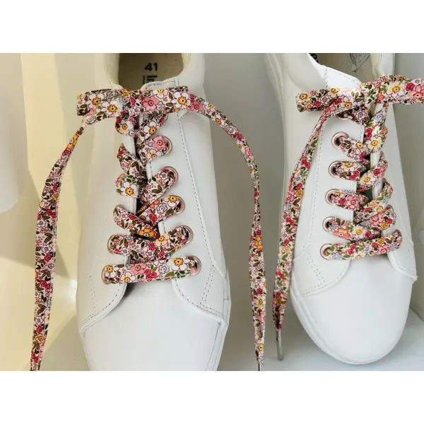 Lacets fleuri