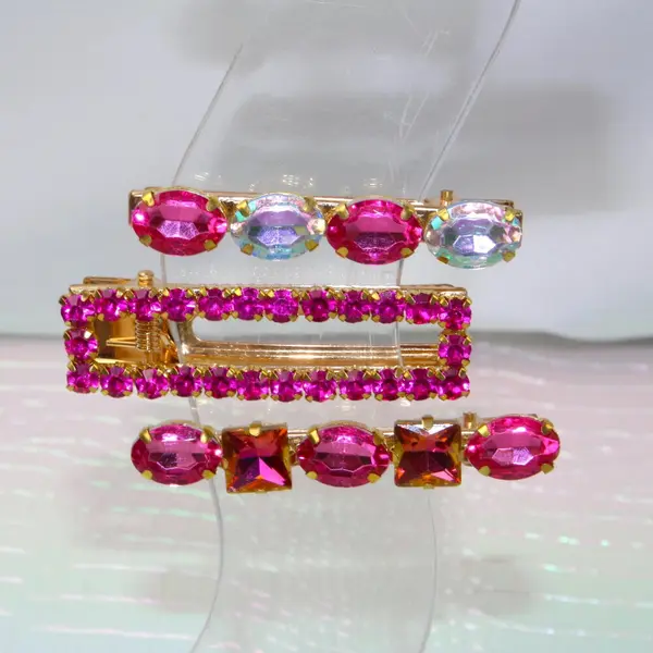 Trio de barrettes à strass – l’art de l’accumulation étincelante
