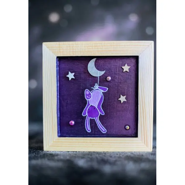 Petit cadre en bois décoratif lapin mauve