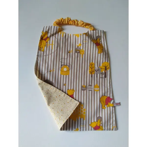 Bavoir serviette maternelle winnie l'ourson