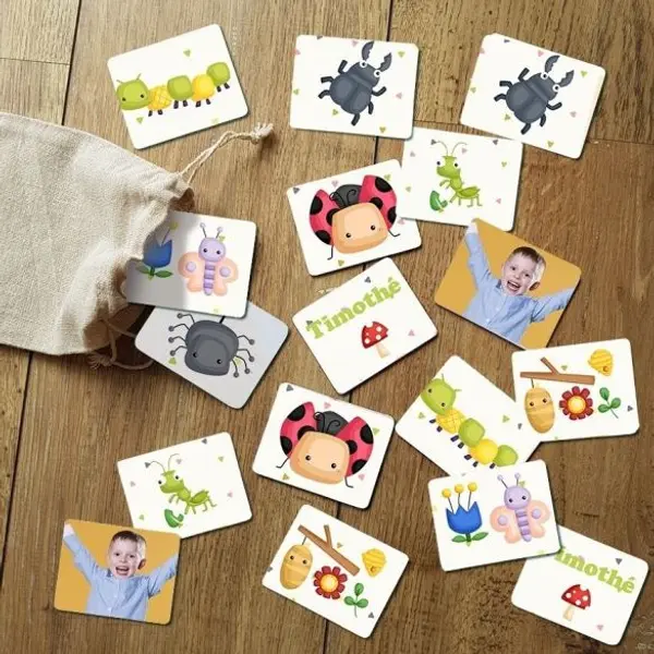 Jeu de mémoire modèle Insectes personnalisé avec photo & prénom de l'enfant (30 pièces)