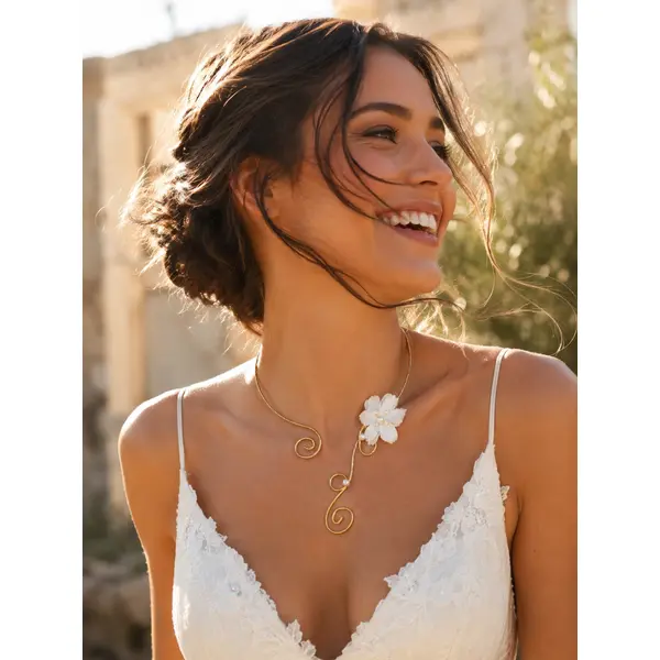 Parure mariage arabesque fleur métal doré & perles – bijoux mariée romantique et élégante