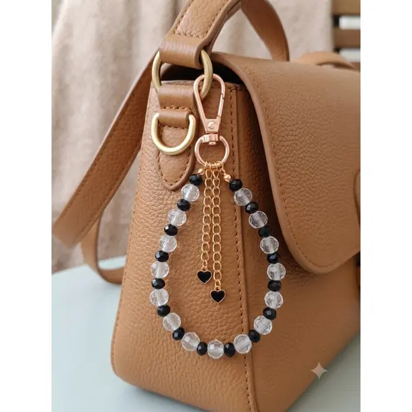 Porte clés perles, bijou bohème fait main, cœur et perles noires transparentes, idée cadeau femme