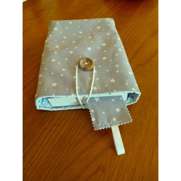 Pochette pour livre broché molletonnée et son marque-page, housse pour liseuse.