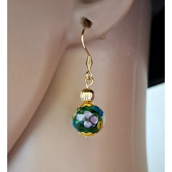 Boucle d'oreille perles en verre verte, a fleurs, crochet en métal acier inoxydable doré