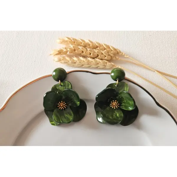 Boucles d'oreilles hortense bis - fleurs en relief en acrylique - esprit vintage