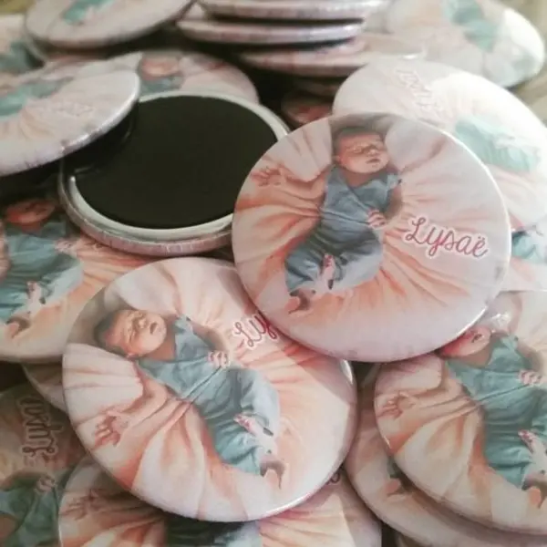 Badges ou magnets avec photo pour mariage| baptême|anniversaire| pacs...