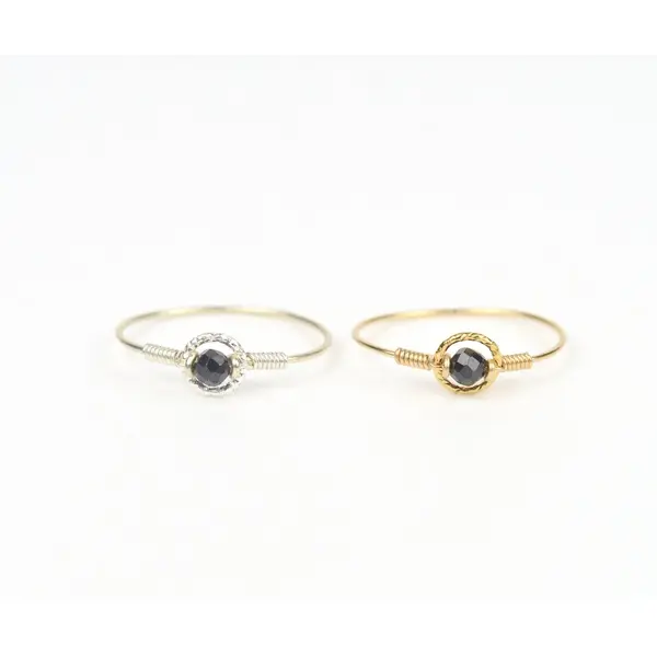 Bague fine en or laminé et tourmaline noire - bague anneau en argent ou en or - bijoux fins