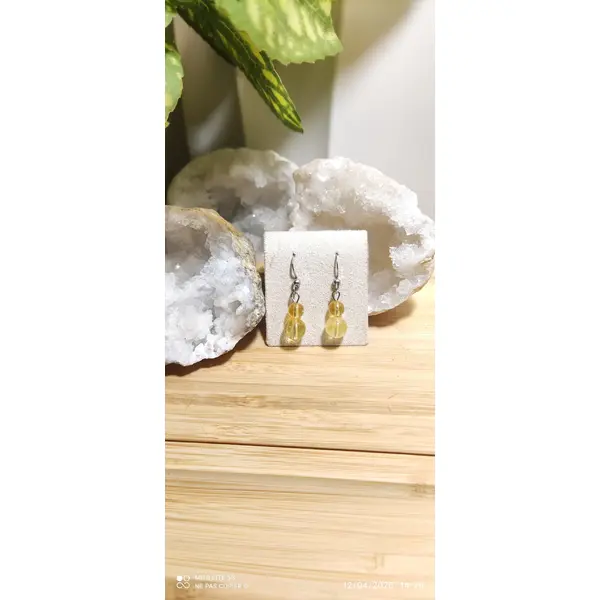 3 paires de boucles d'oreilles et ses pierres naturelles