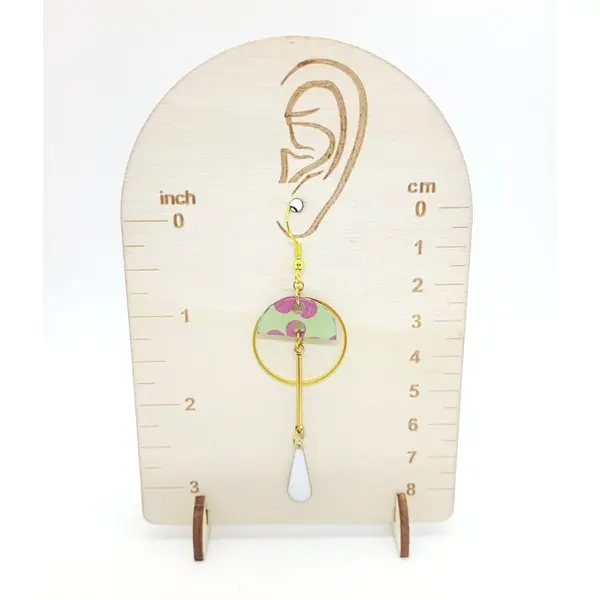 Boucles d'oreilles en papier résiné