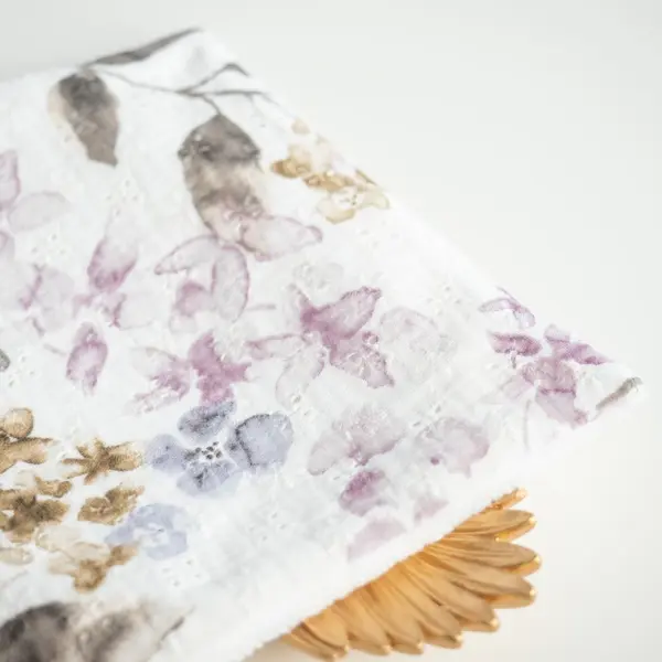 Serviette visage en tissu lila