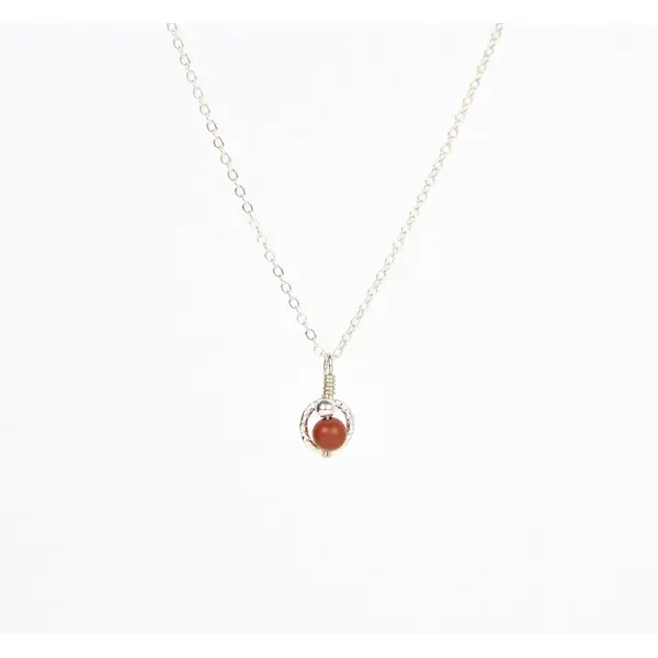 Collier fin en or laminé 14k, pendentif cercle martelé et jaspe rouge - collier fin en argent 925 ou en or