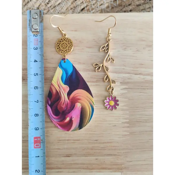 Boucle d'oreilles dépareillées, boucles asymétriques, bijoux en bois