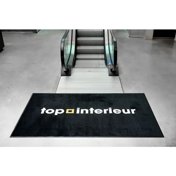 Tapis personnalisé en fibres de moquette