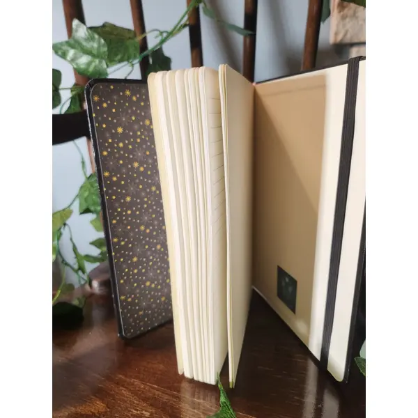 Cahier d'écriture grimoire forêt enchantée