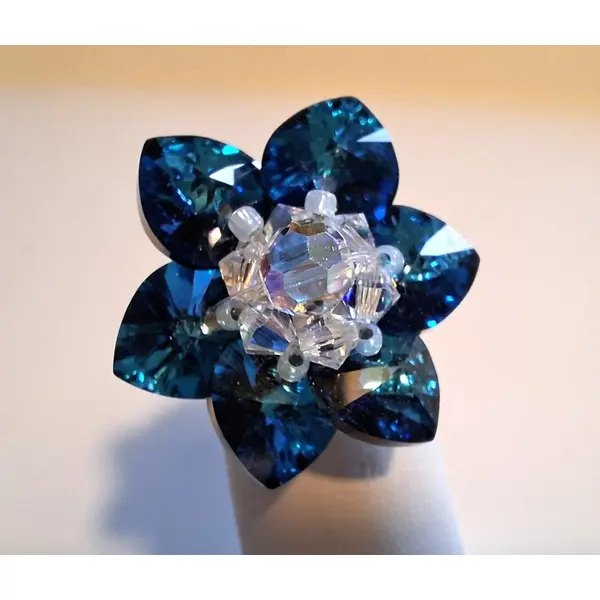 Bague fleur bleue nuit en perles de cristal swarovski