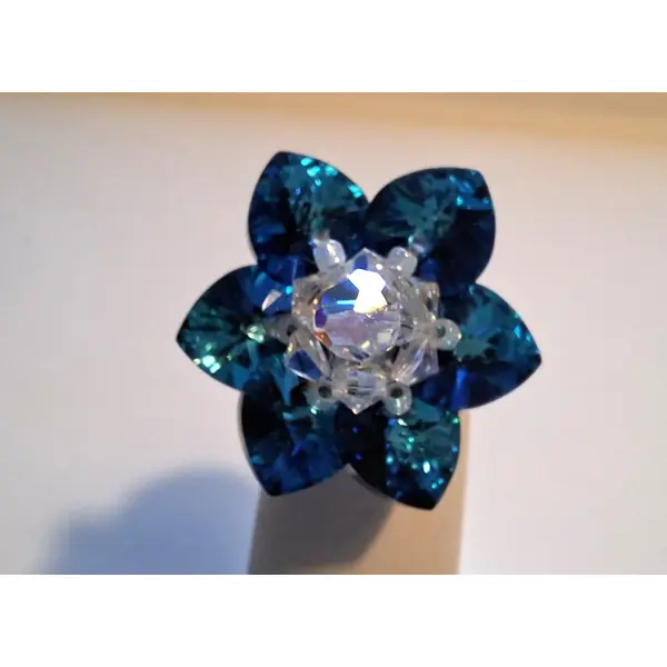 Bague fleur bleue nuit en perles de cristal swarovski