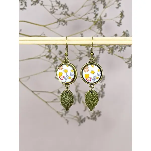 Boucles d'oreilles "feuille" en tissu 60mm