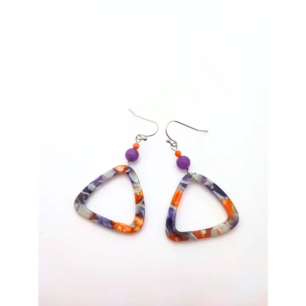 Boucles d'oreilles triangles en acétate colorés et perles assorties