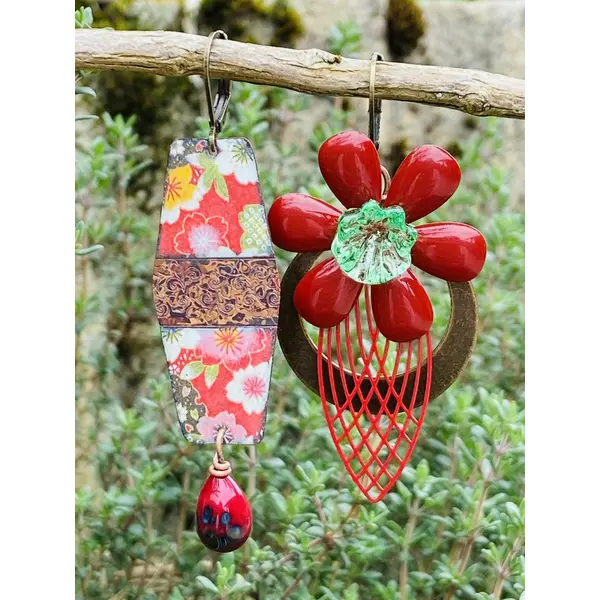 Boucles asymétriques flowers