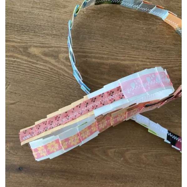 Rubans de papier et tissu