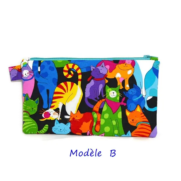 Trousse pour crayons ou pochette pour sac à main, motifs petits chats colorés