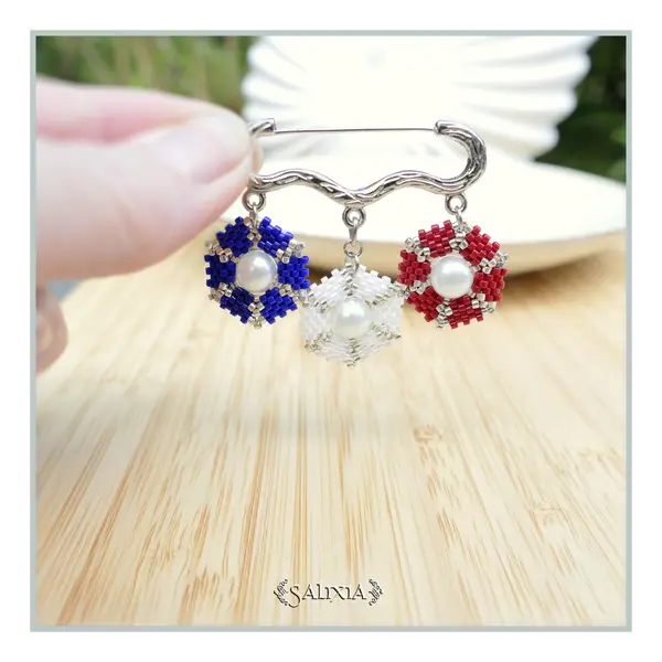 Broche tissée perles japonaises bleu blanc rouge perles nacrées blanches (#br21)