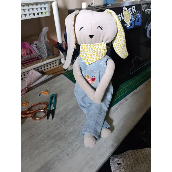 Poupée renée en tissu/ poupée de chiffon lapin