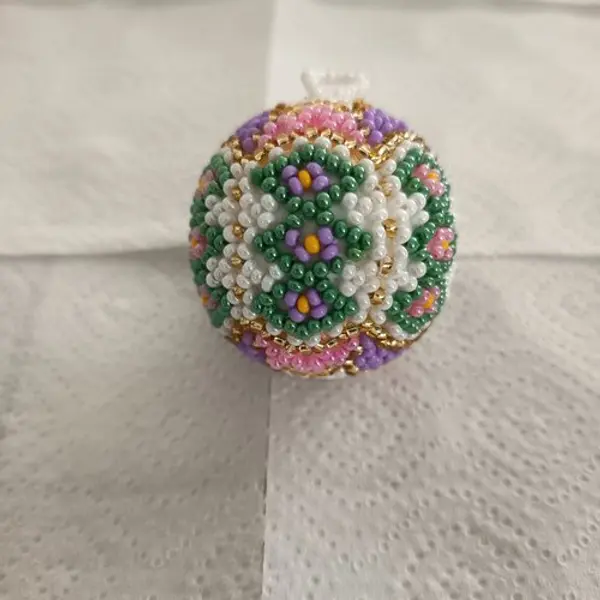 Explication pour realiser une boule en tissage danois