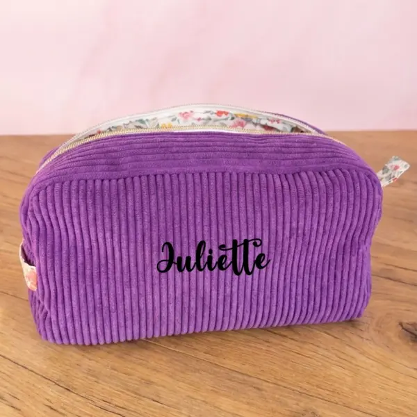 Trousse de toilette lavande personnalisée avec prénom en velours côtelé