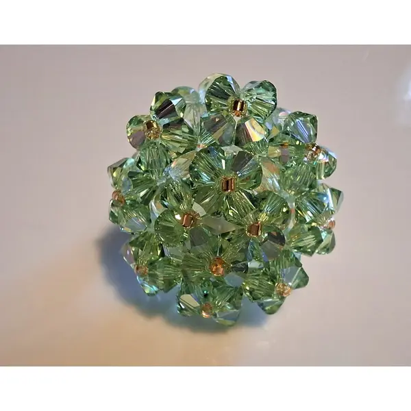 Bague copine vert clair en perles de cristal swarovski