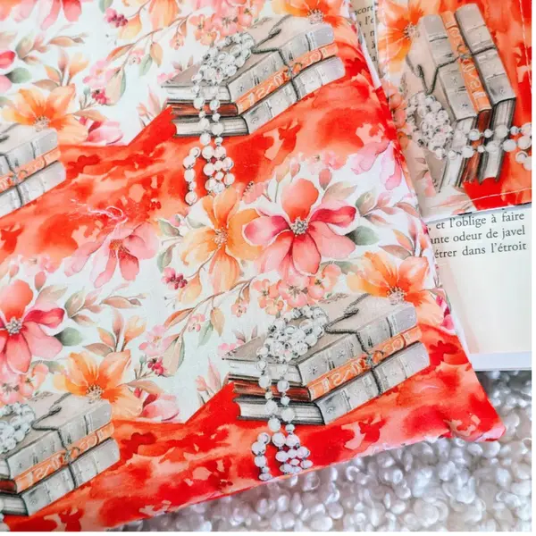 Pochette, marque page offert, réversible, protège livre, housse liseuse, format broché, cadeau lecteur