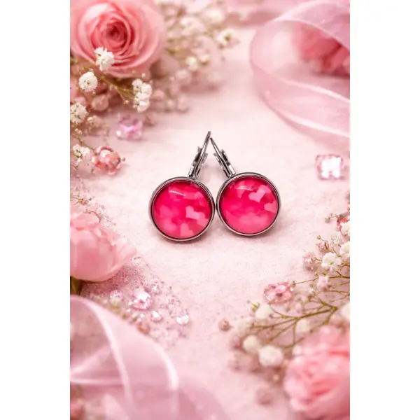Boucles d'oreilles dormeuses cabochon verre motif cœurs roses