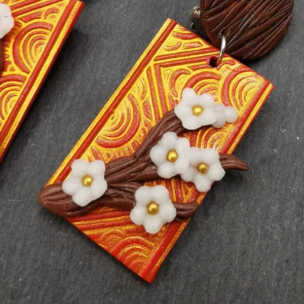 Boucles d'oreilles clips inspiration japon "branche de sakura" - rouge et or- acier inoxydable - bijou zen - oreilles non percées