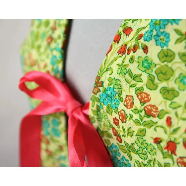 Gilet court sans manches noué millefleurs champêtre
