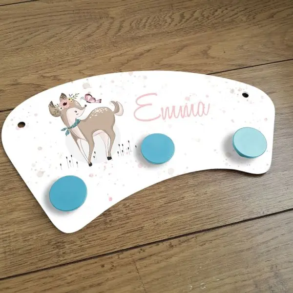 Porte manteaux chambre enfant personnalisé - Daim