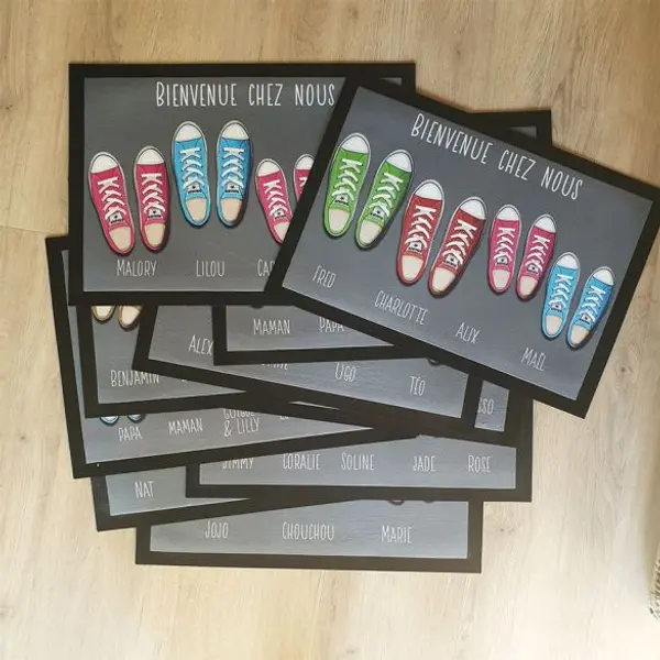 Tapis de porte personnalisé famille baskets