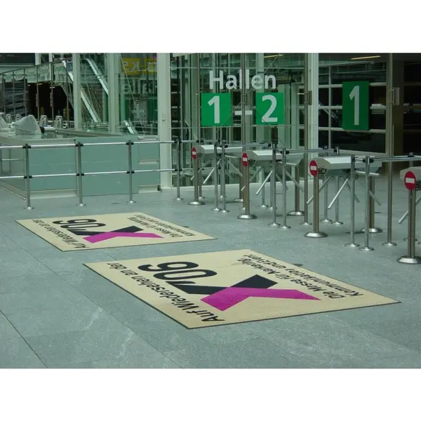 Tapis personnalisé en fibres de moquette