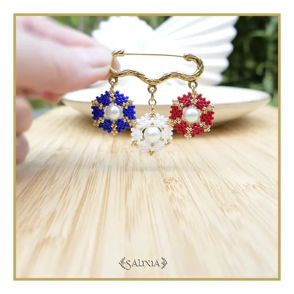 Broche tissée perles japonaises bleu blanc rouge perles nacrées blanches (#br20)
