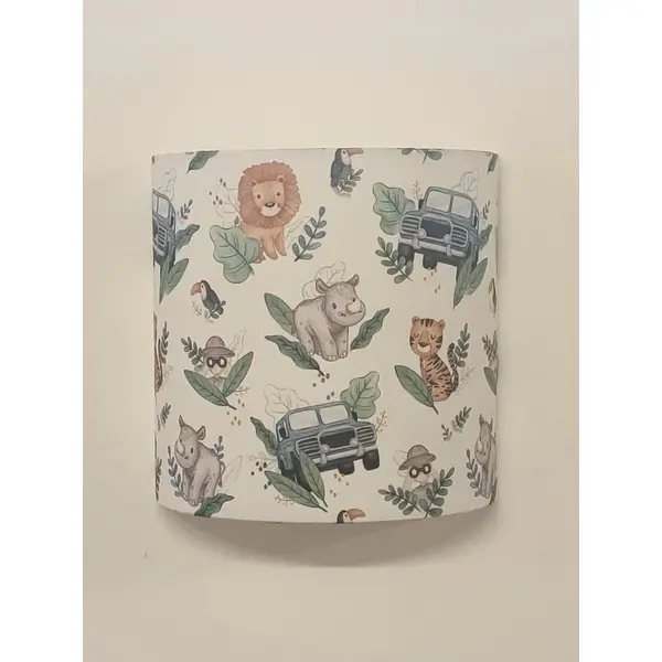 Applique murale enfant safari – lion rhinocéros tigre – lampe chambre bébé – déco jungle explorateur – luminaire artisanal