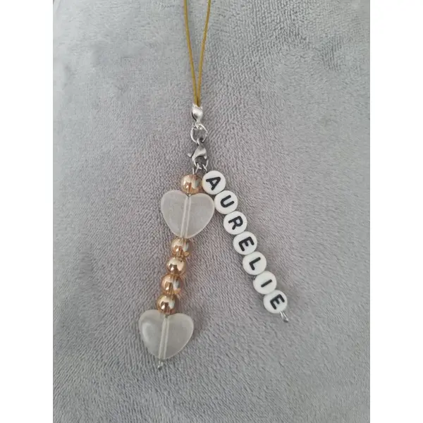 Porte-clés personnalisé en perles, prénom sur mesure, bijou fait main cœur et perles dorées
